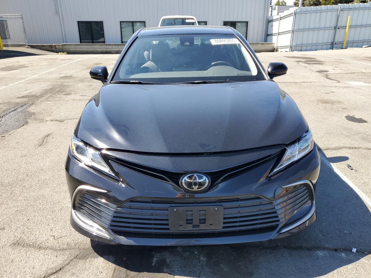 2023 Toyota Camry, LE