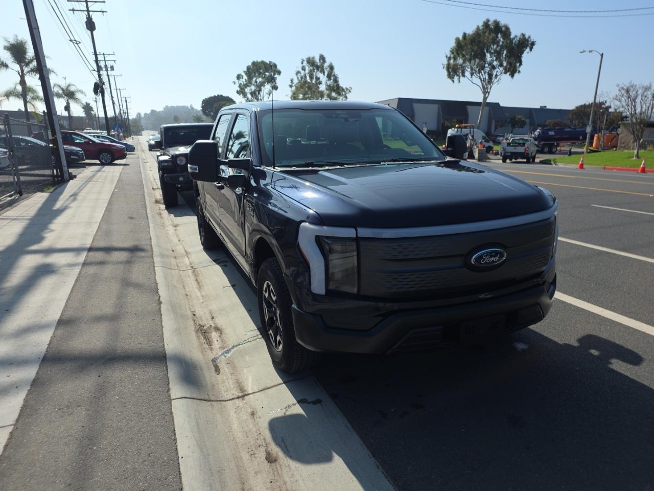 2022 Ford F-150, Lightning Pro