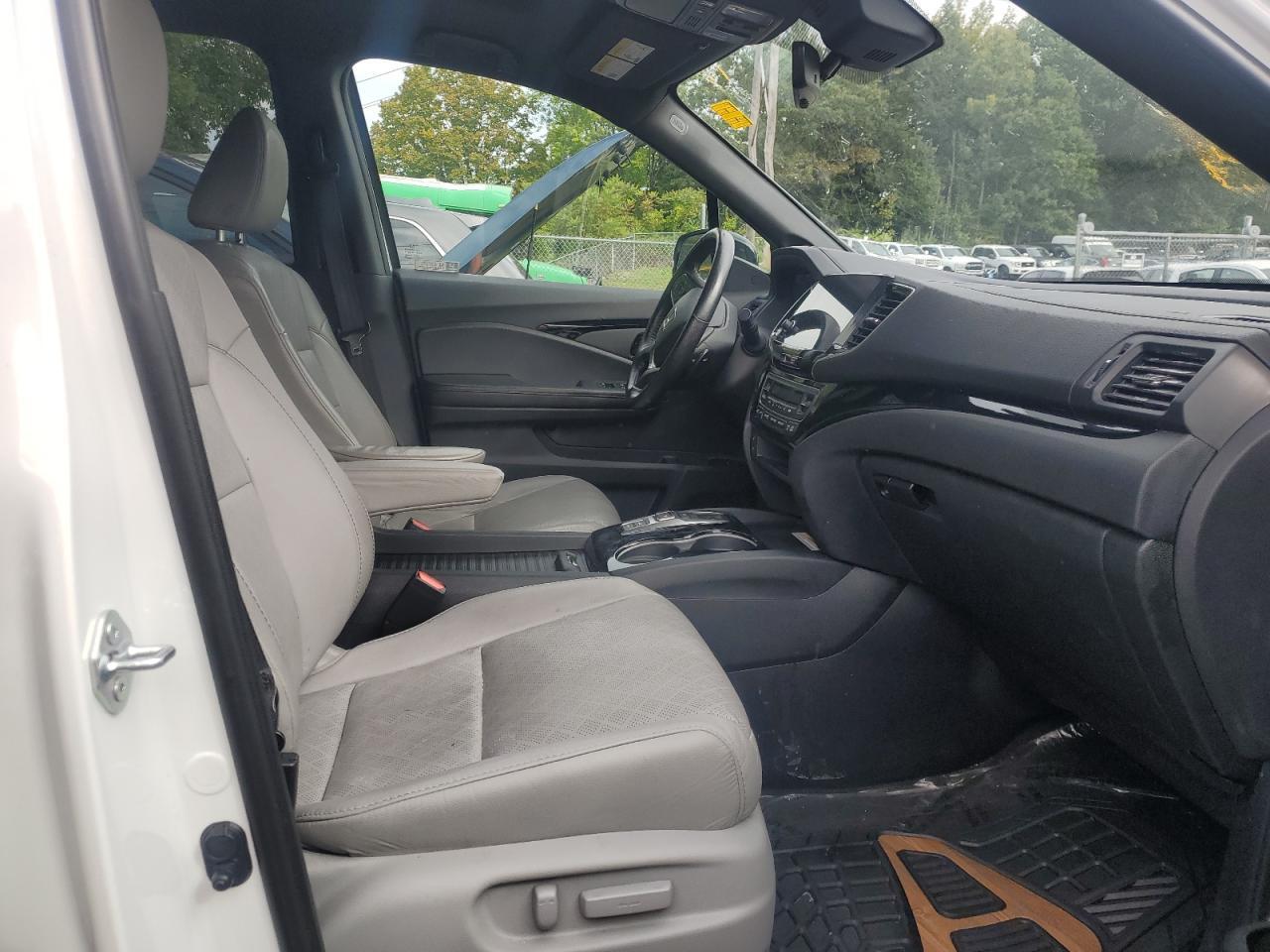 2022 Hond Passport, Elite