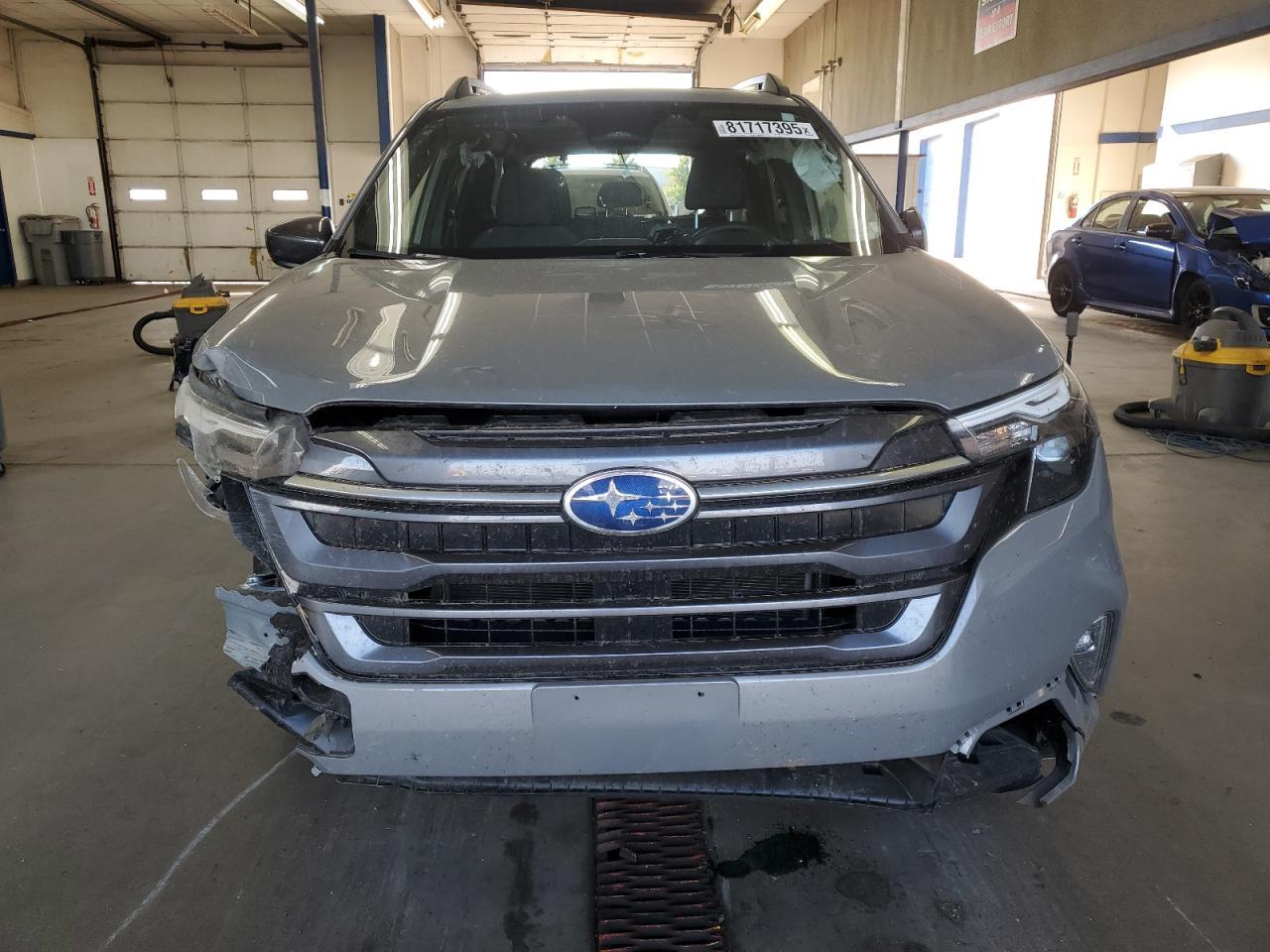 2025 Subaru Forester, Premium