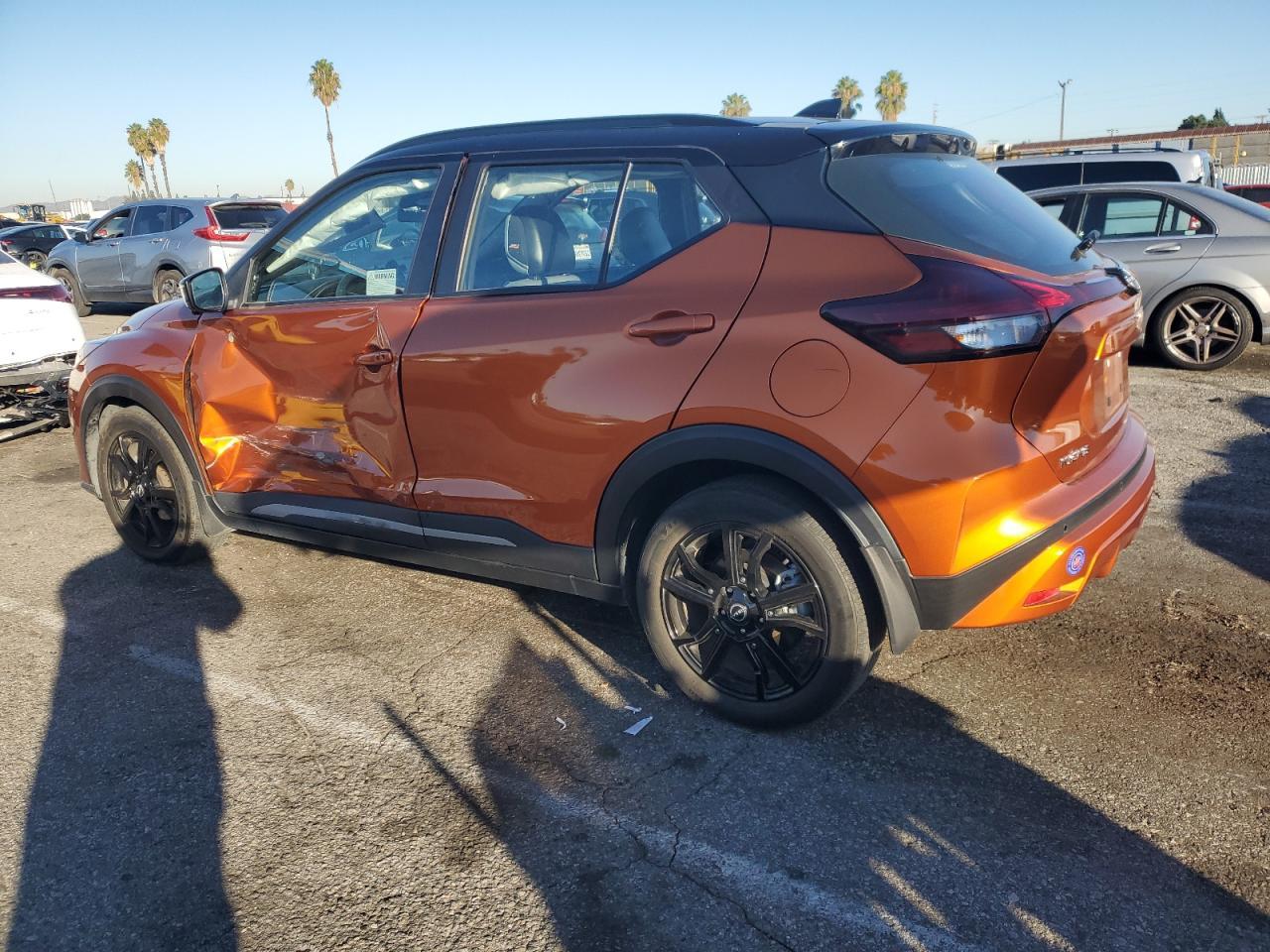 2023 Nissan Kicks, SR