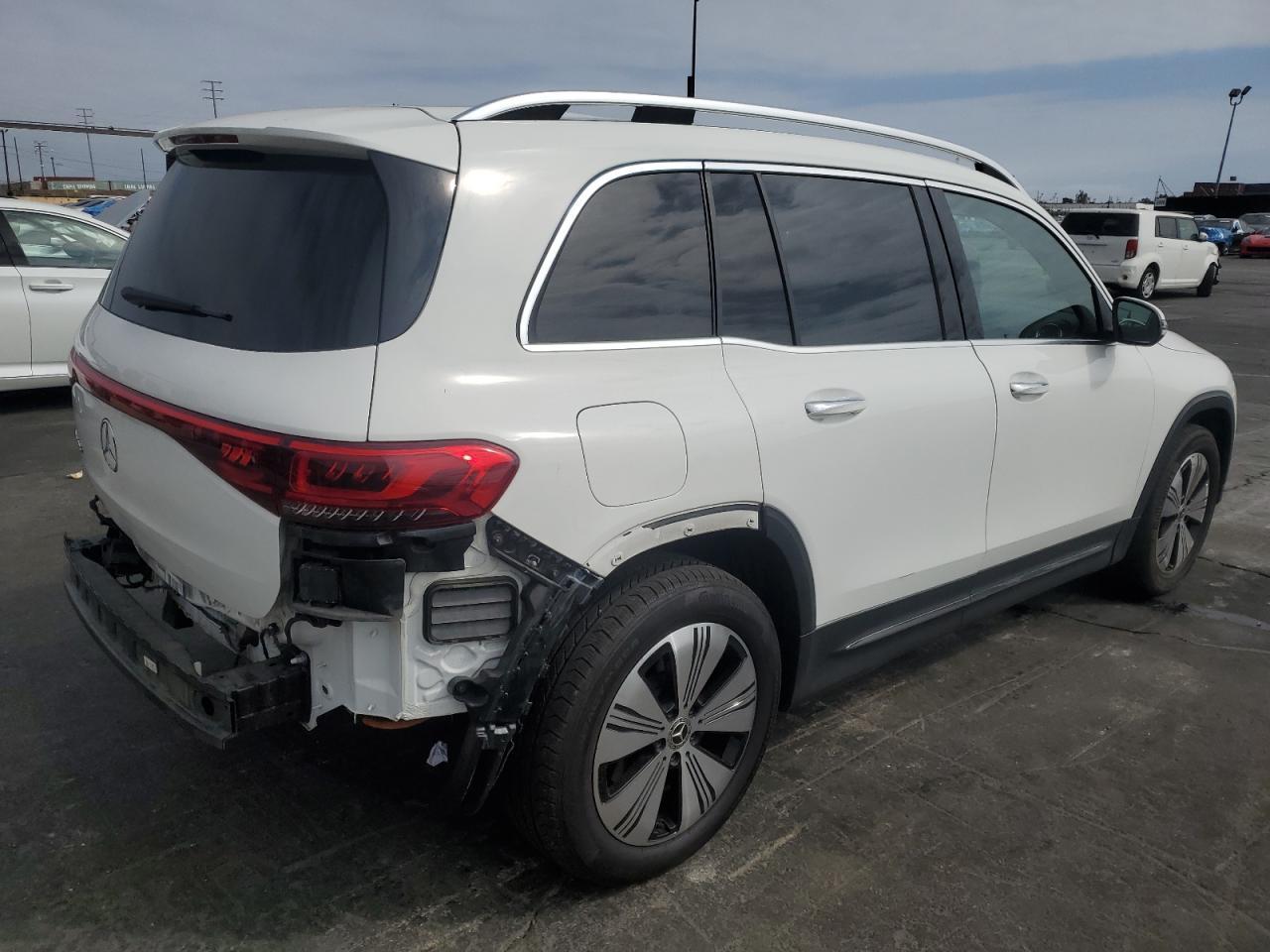 2023 Mercedes-Benz EQB, 250+