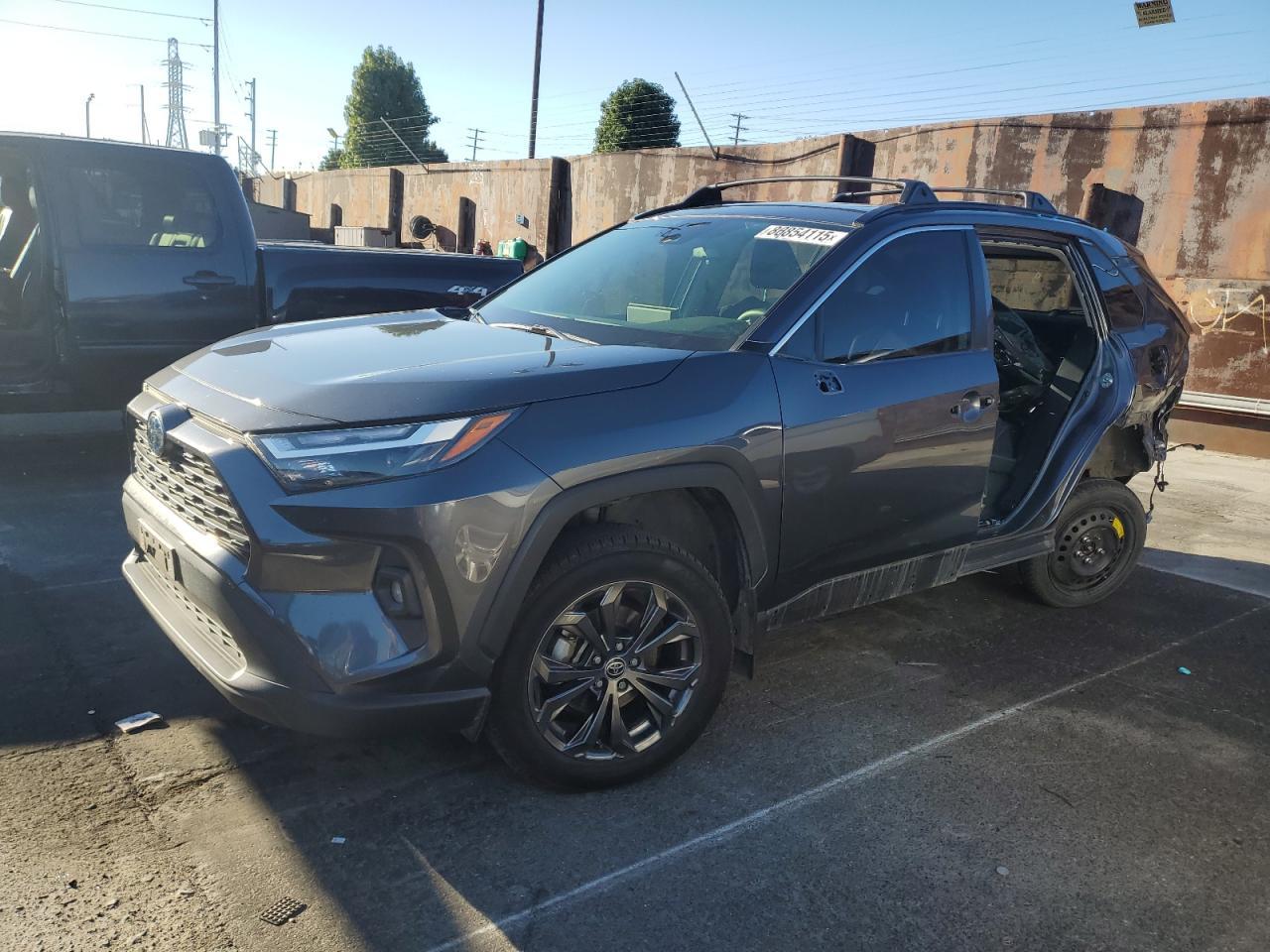 2023 Toyota RAV4, Xle Premium