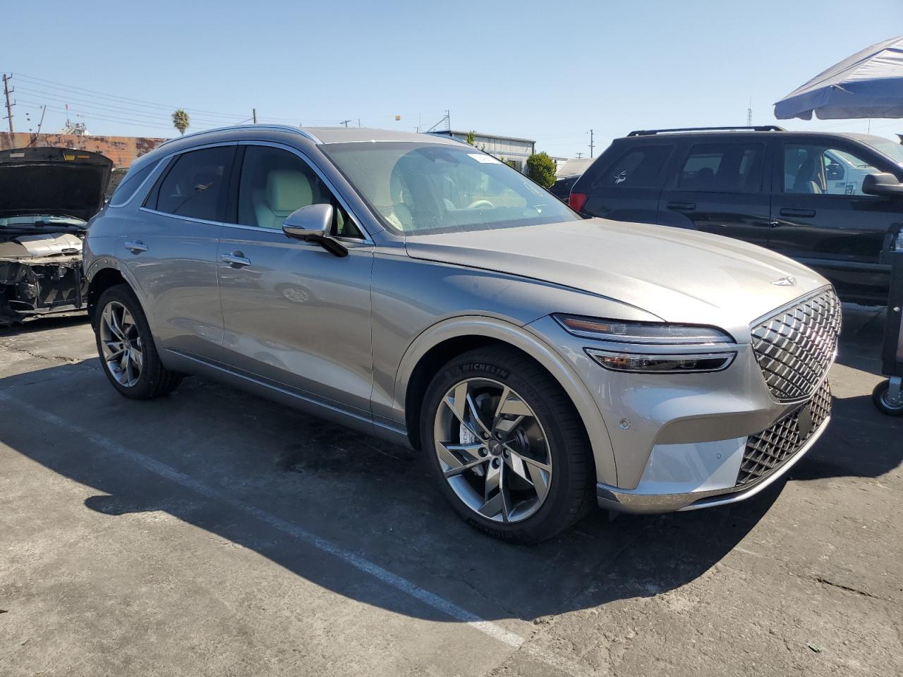 2025 Genesis GV70, Advanced