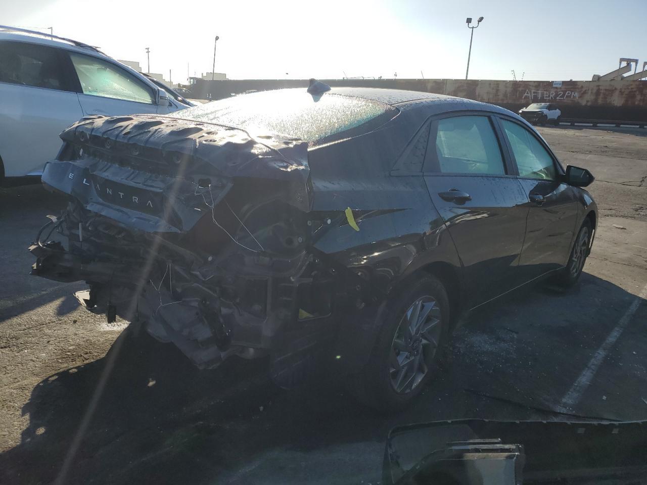 2024 Hyundai Elantra, Sel