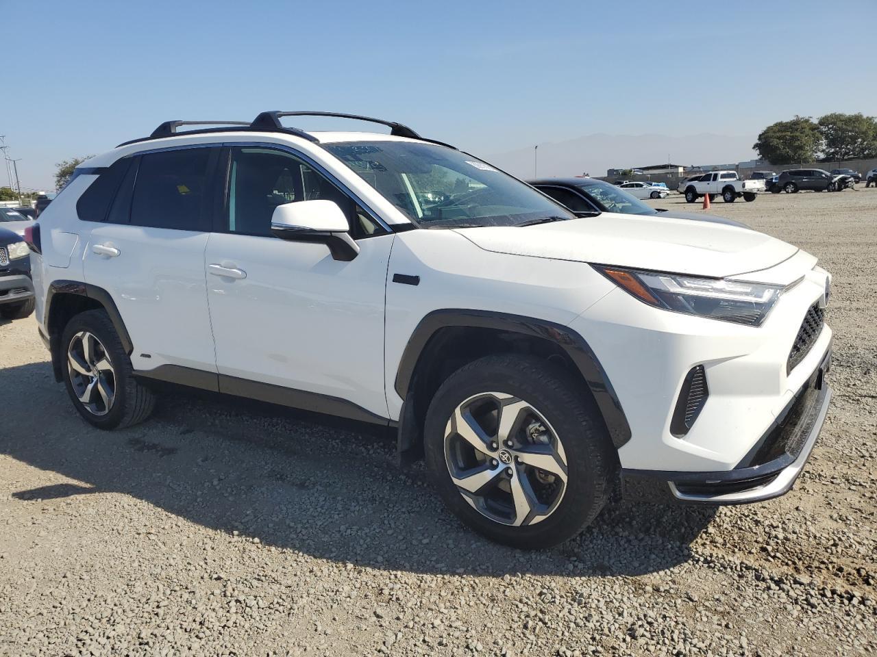 2024 Toyota RAV4, SE