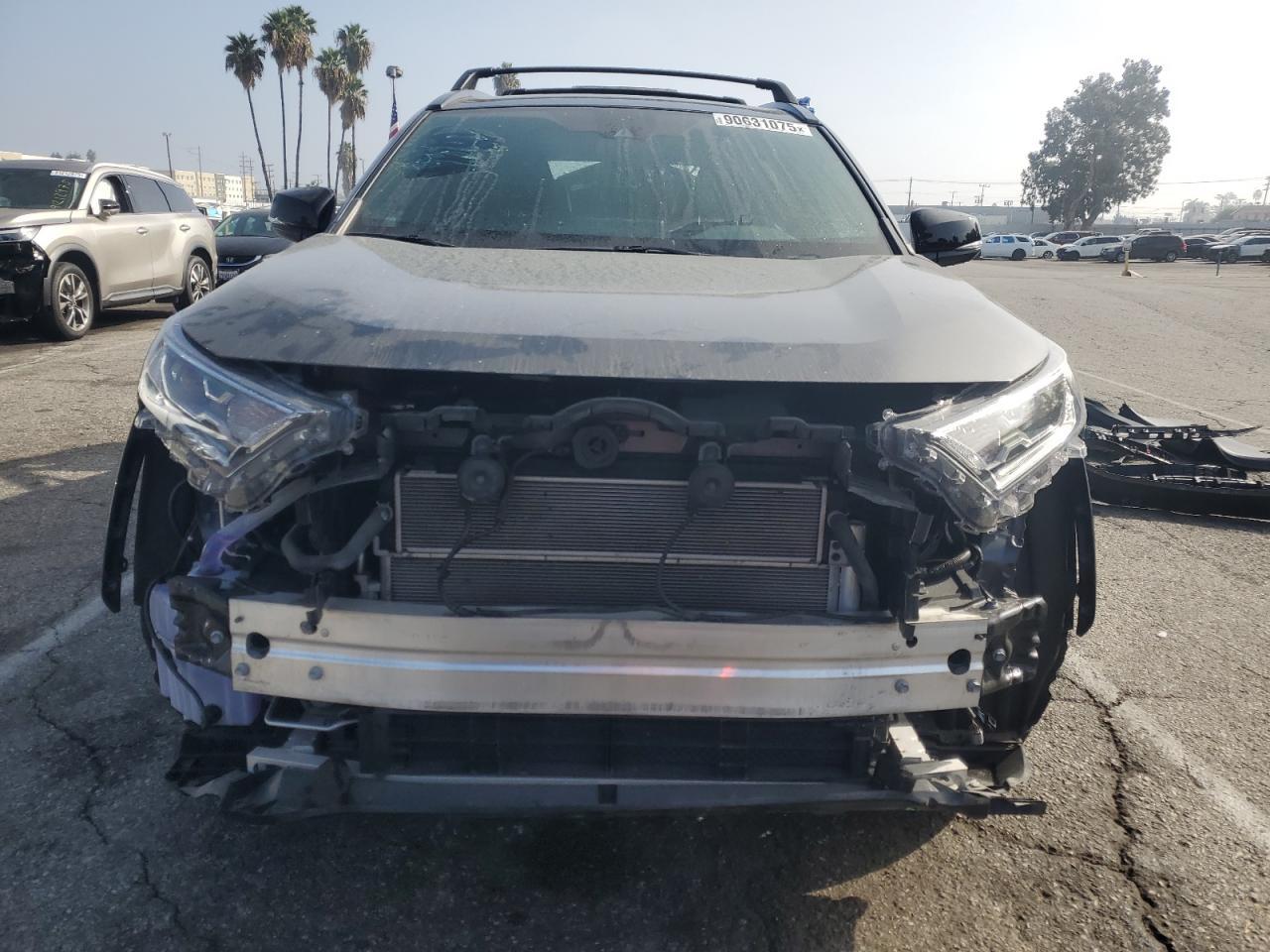 2021 Toyota RAV4, Xse