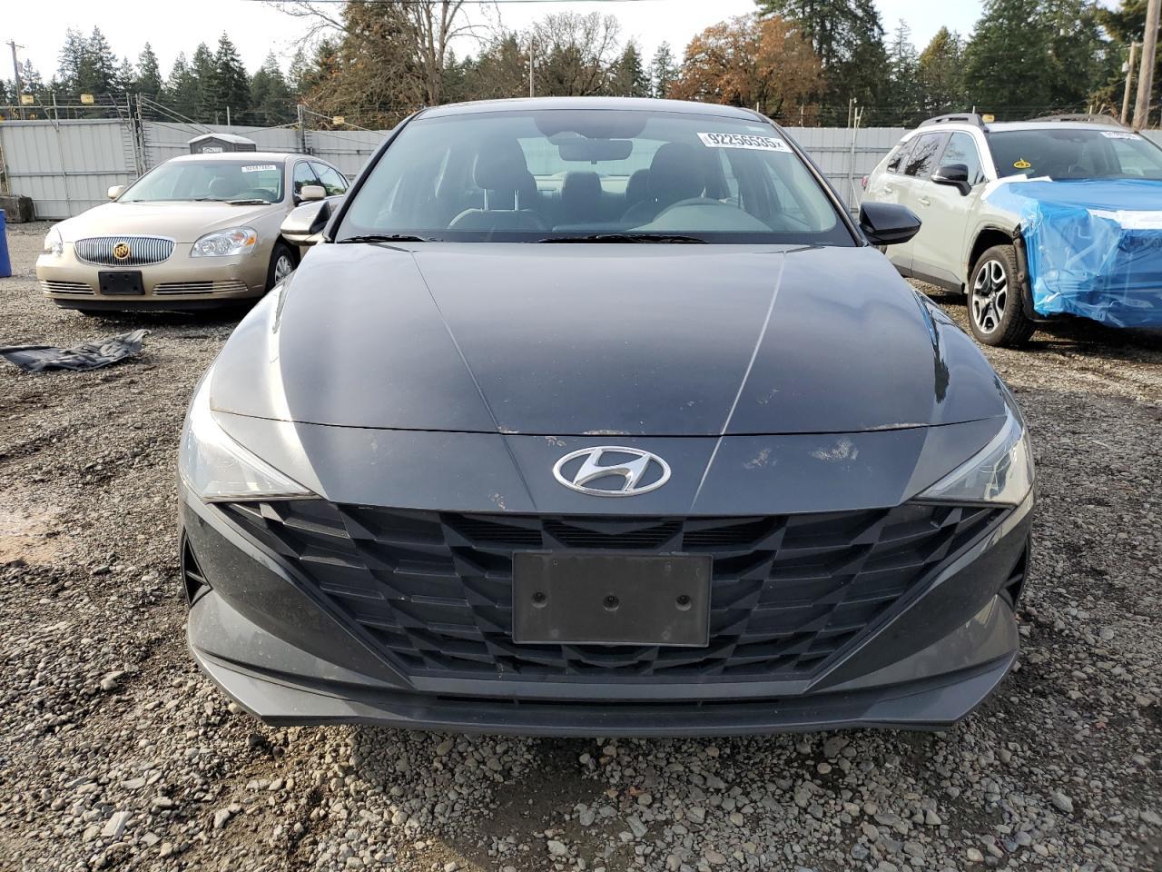 2023 Hyundai Elantra, Sel