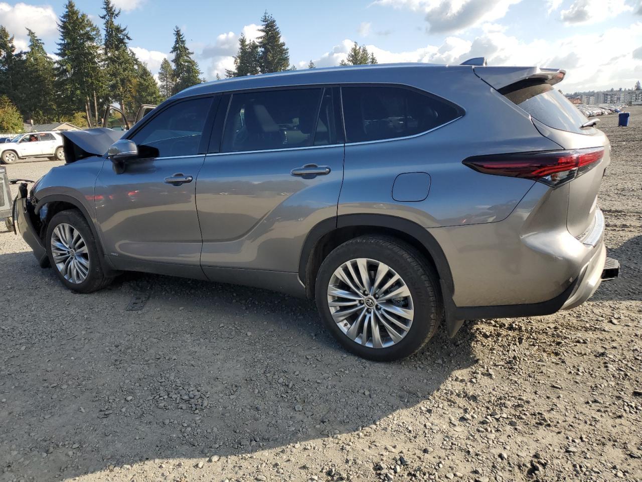 2025 Toyota Highlander, Hybri...