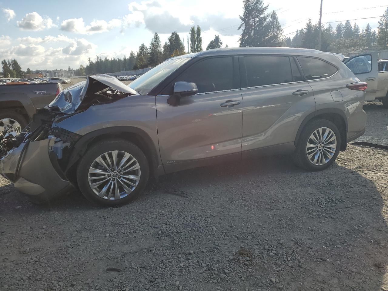 2025 Toyota Highlander, Hybri...