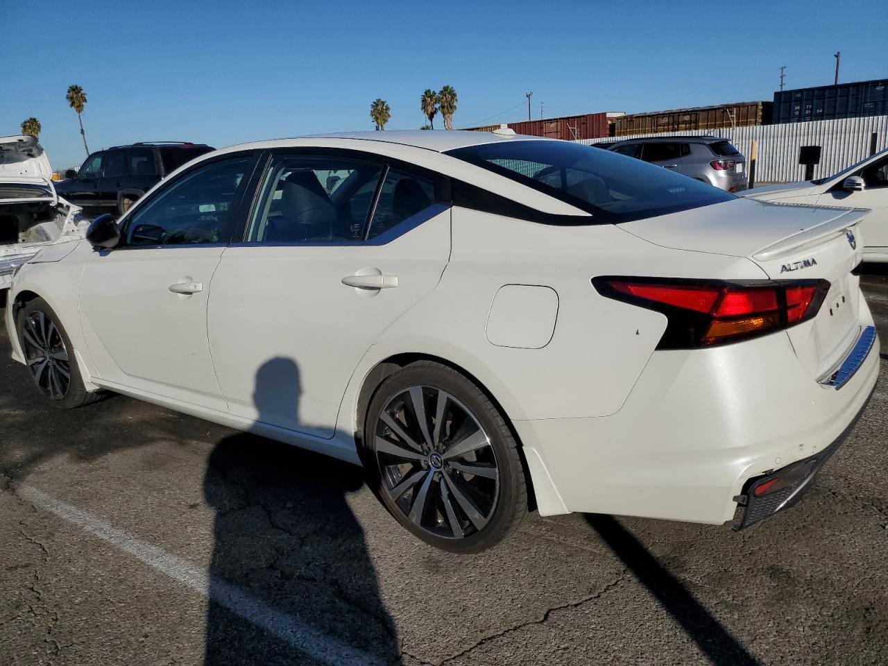 2020 Nissan Altima, SR