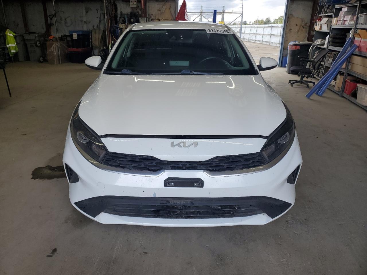 2022 KIA Forte, FE