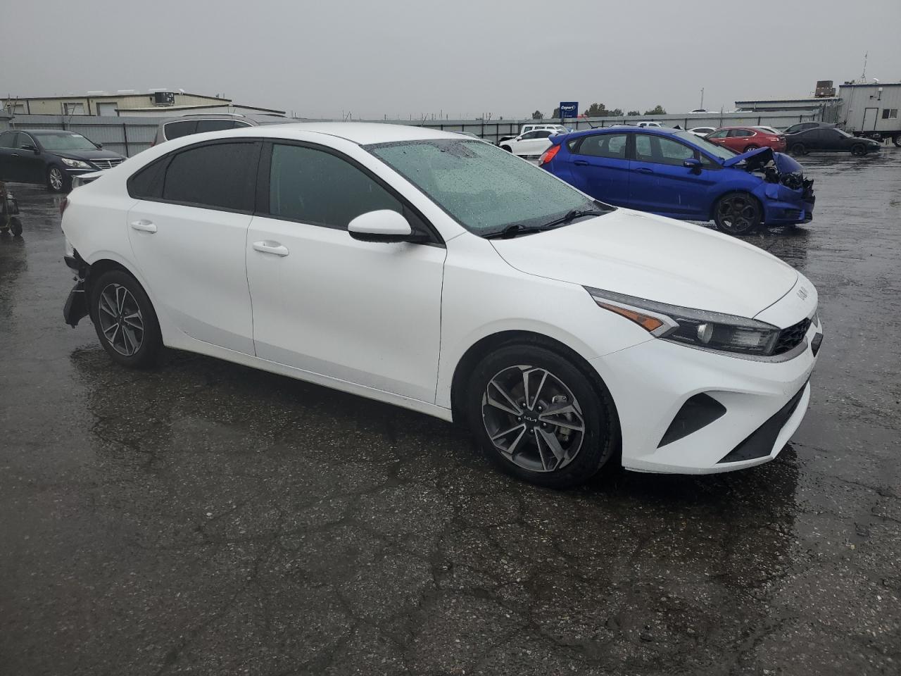 2022 KIA Forte, FE