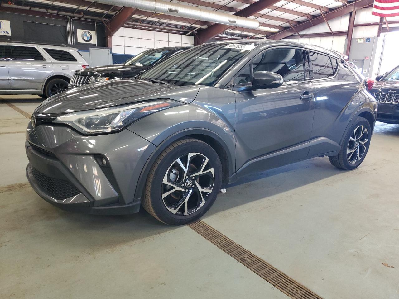 2021 Toyota C-HR, Xle