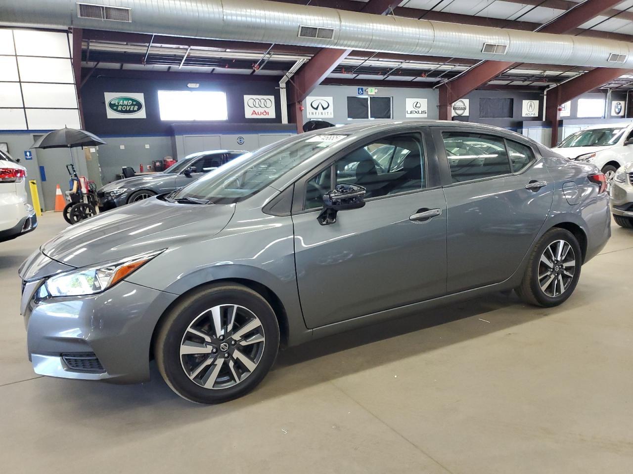 2021 Nissan Versa, SV
