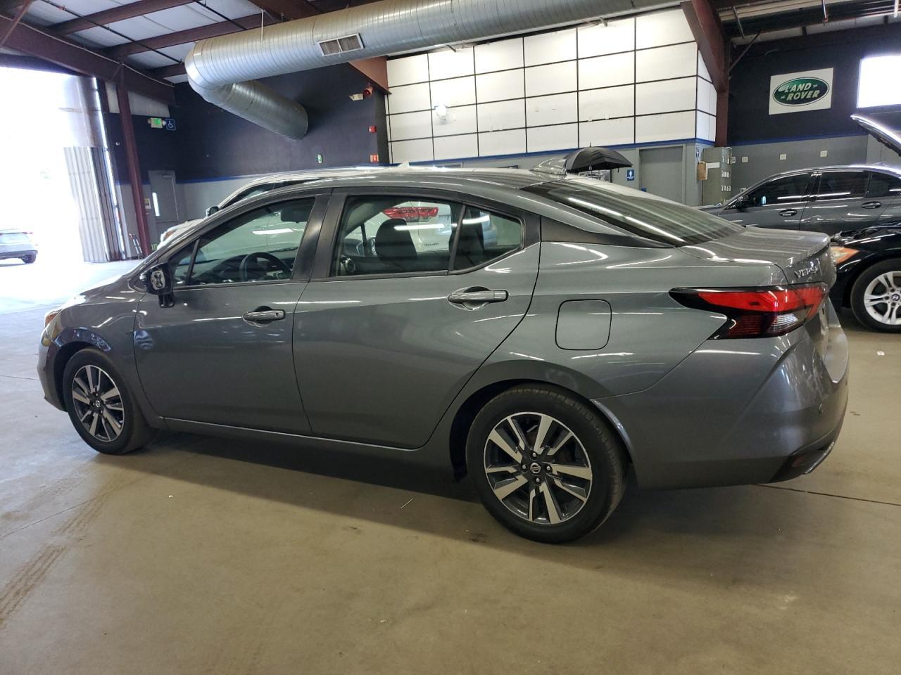 2021 Nissan Versa, SV