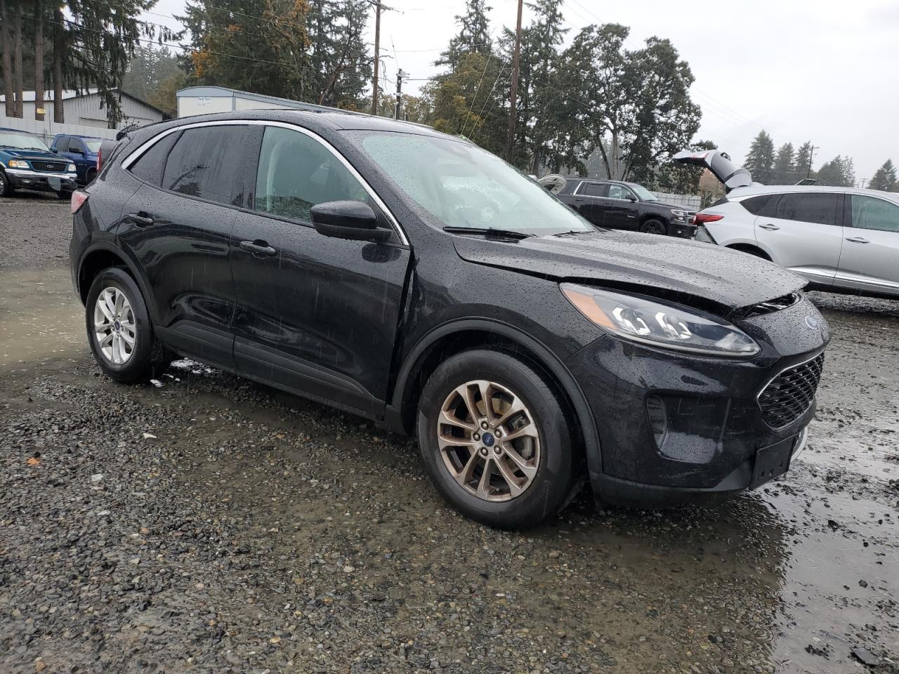 2021 Ford Escape, SE