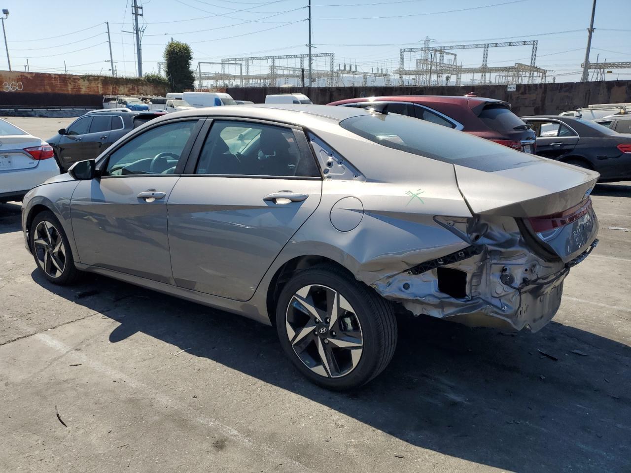 2023 Hyundai Elantra, Sel