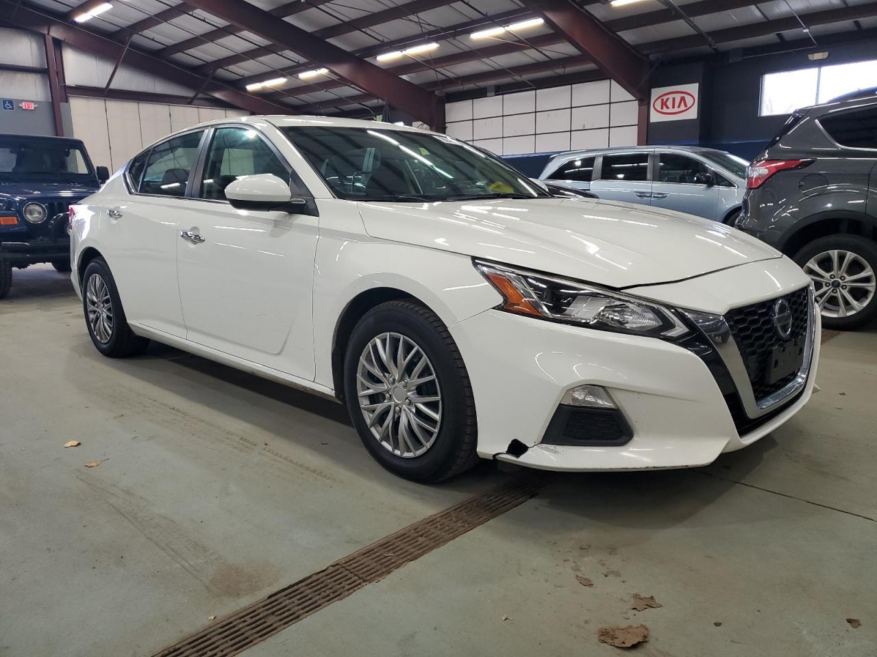 2020 Nissan Altima, S