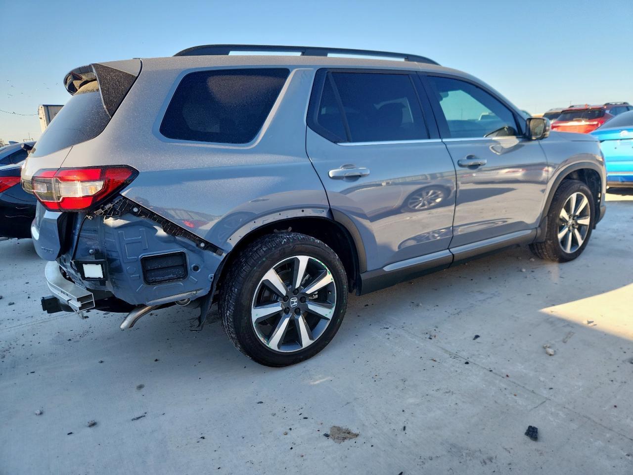 2025 Honda Pilot, Elite