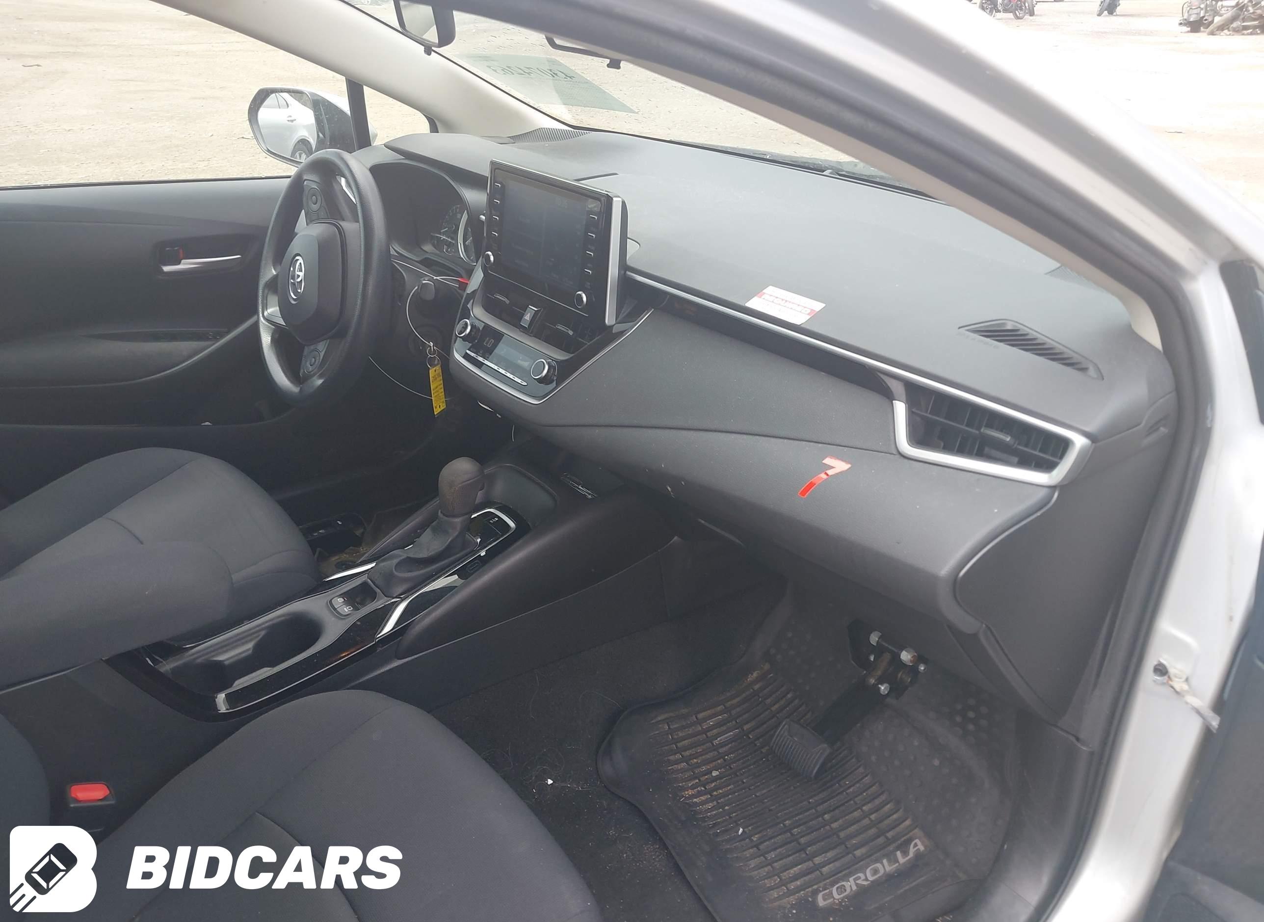 2020 Toyota Corolla, LE