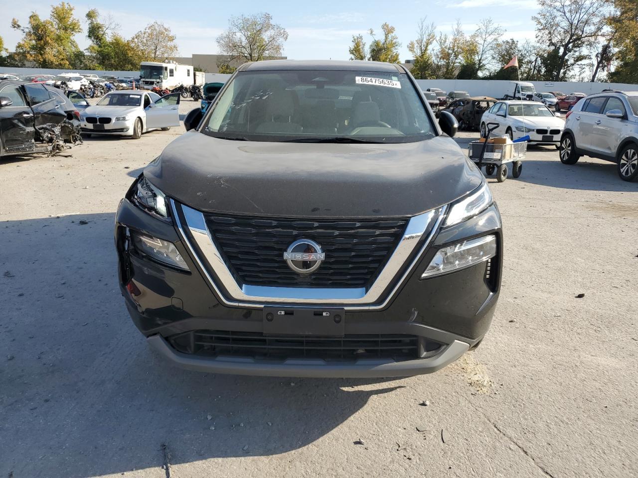 2023 Nissan Rogue, SV