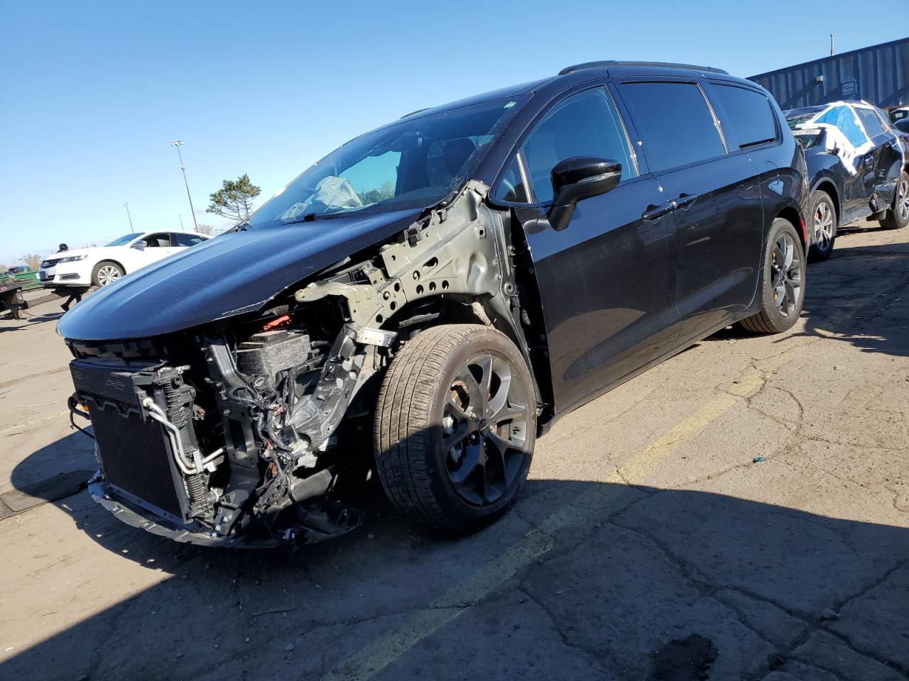 2023 Chrysler Pacifica, Touri...