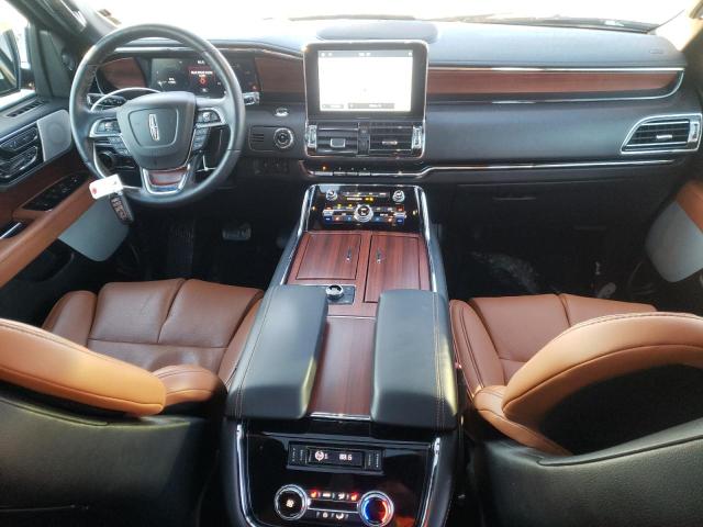 LINCOLN NAVIGATOR , 2021