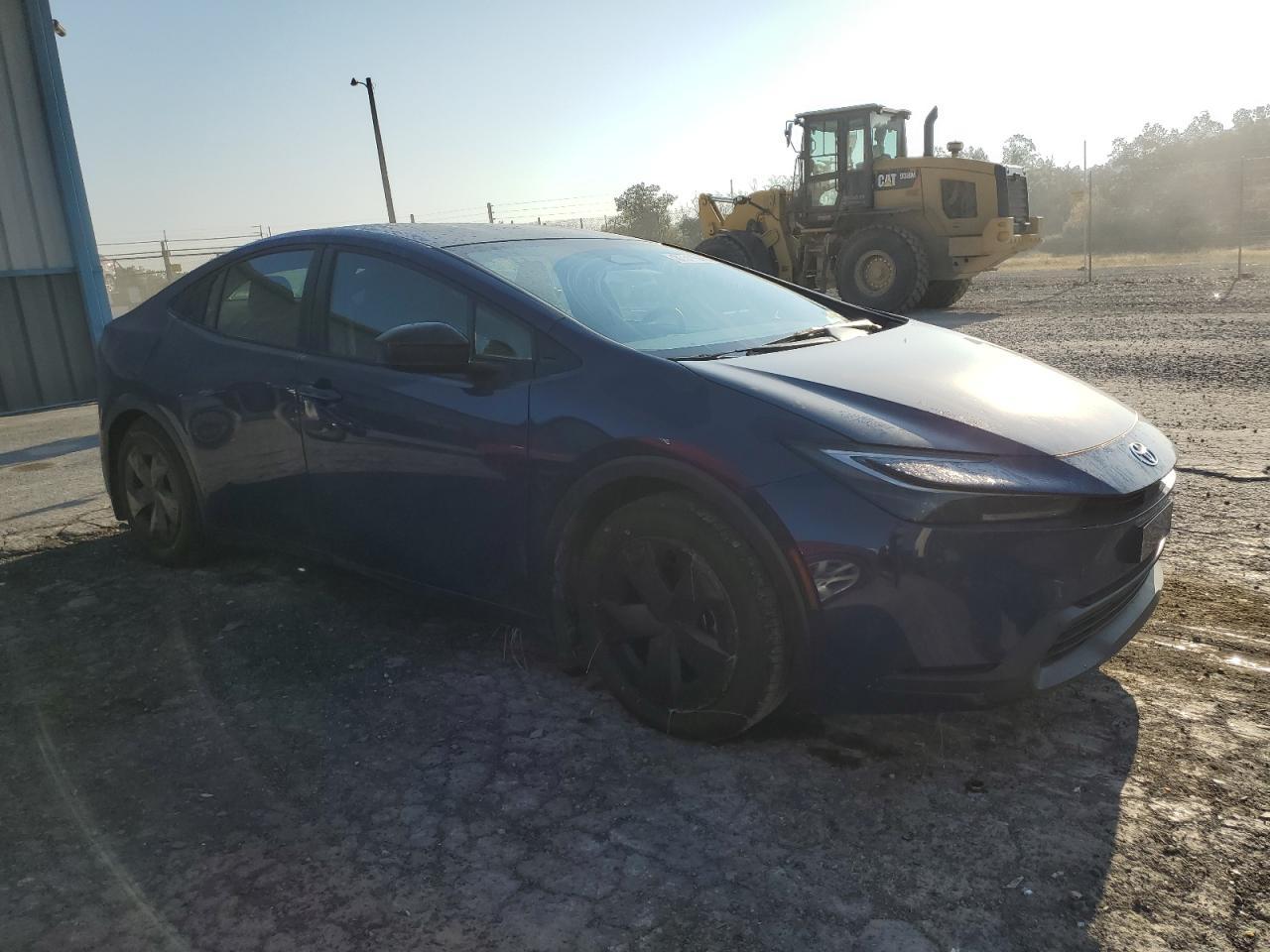 2024 Toyota Prius, LE