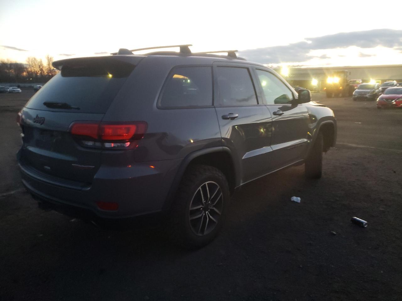 2021 Jeep Grand Cherokee, Tra...