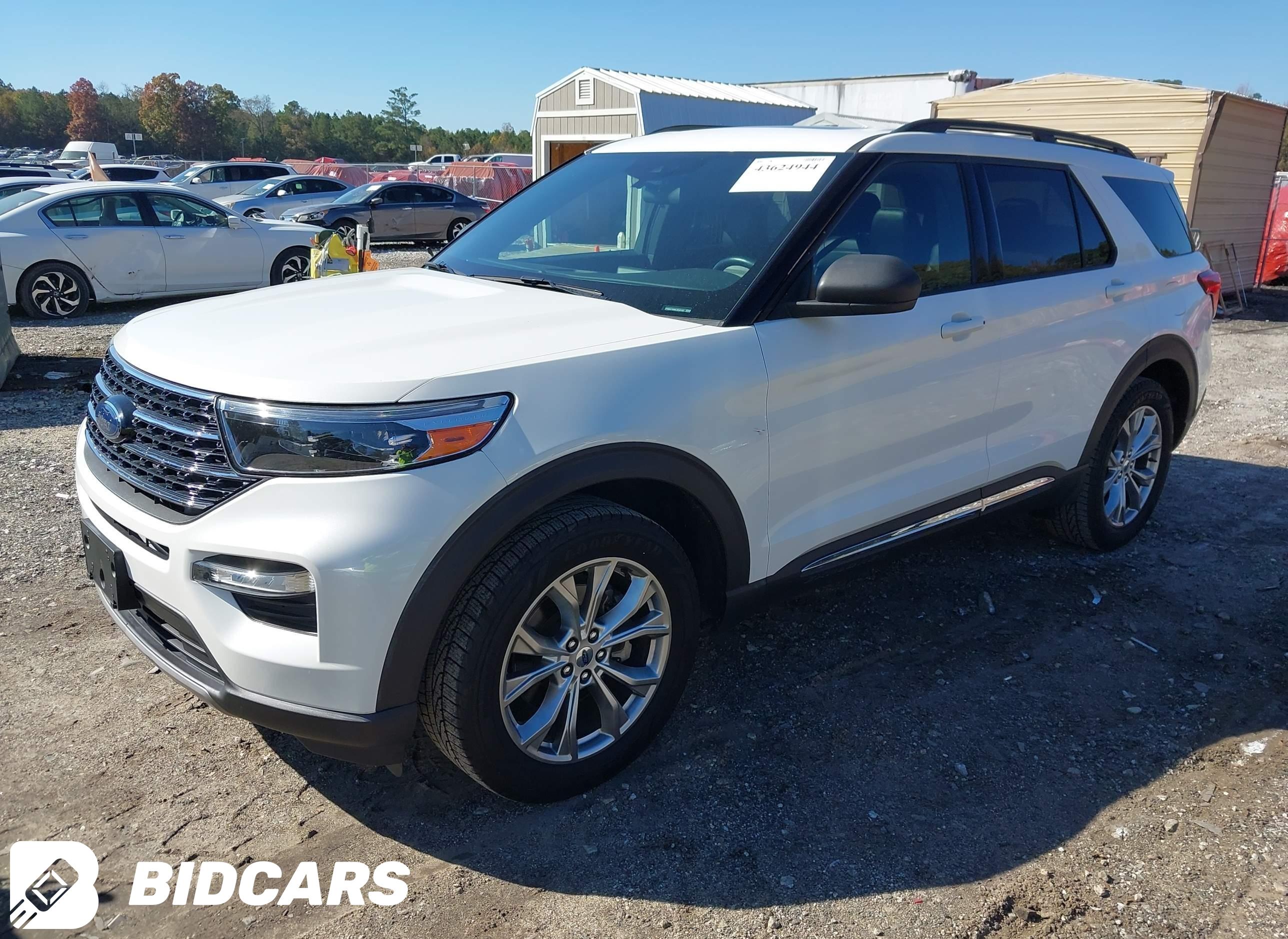 2020 Ford Explorer, Xlt