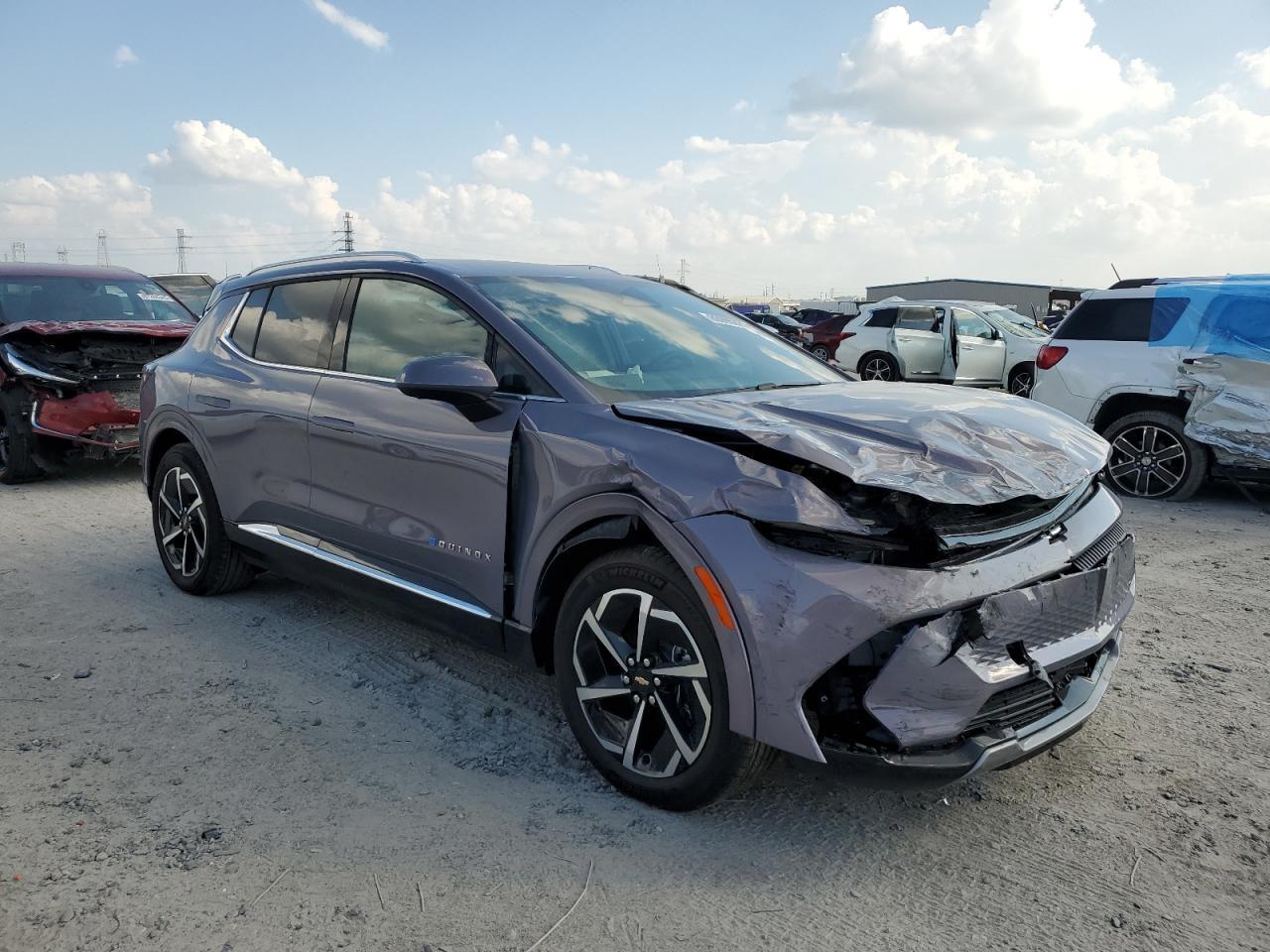 2025 Chevrolet Equinox, LT