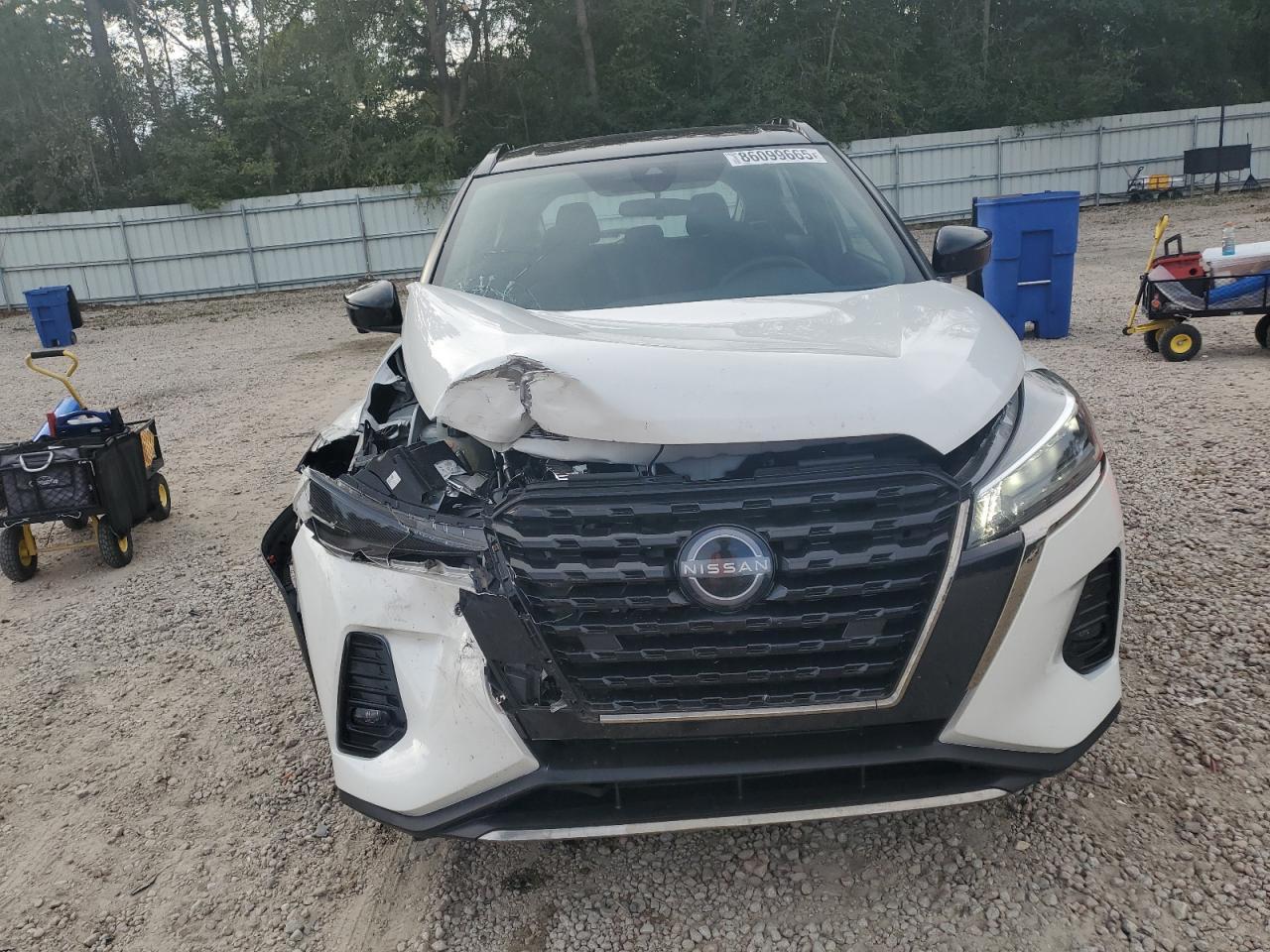 2024 Nissan Kicks, SR