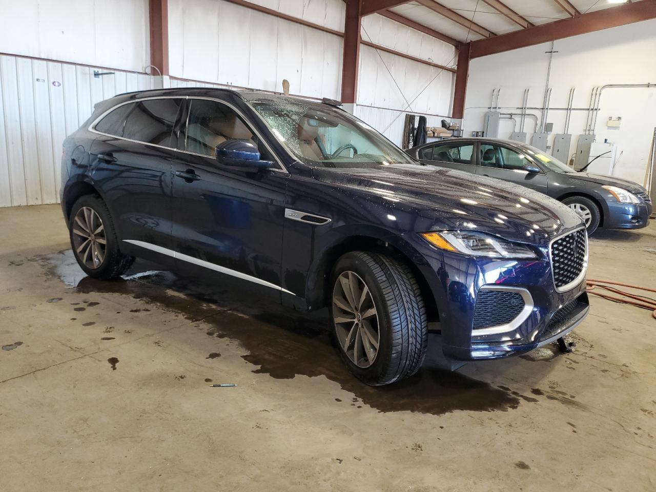 2025 Jaguar F-Pace, R-Dynamic S