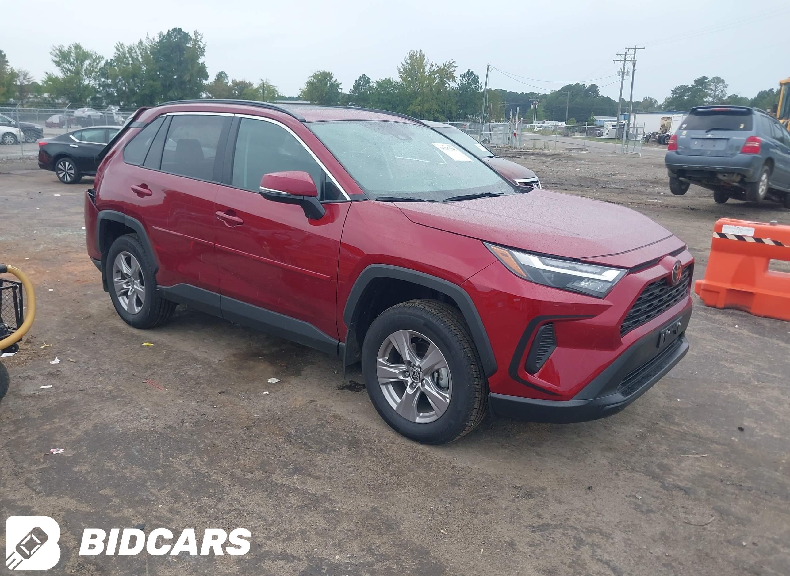 2025 Toyota RAV4, Xle