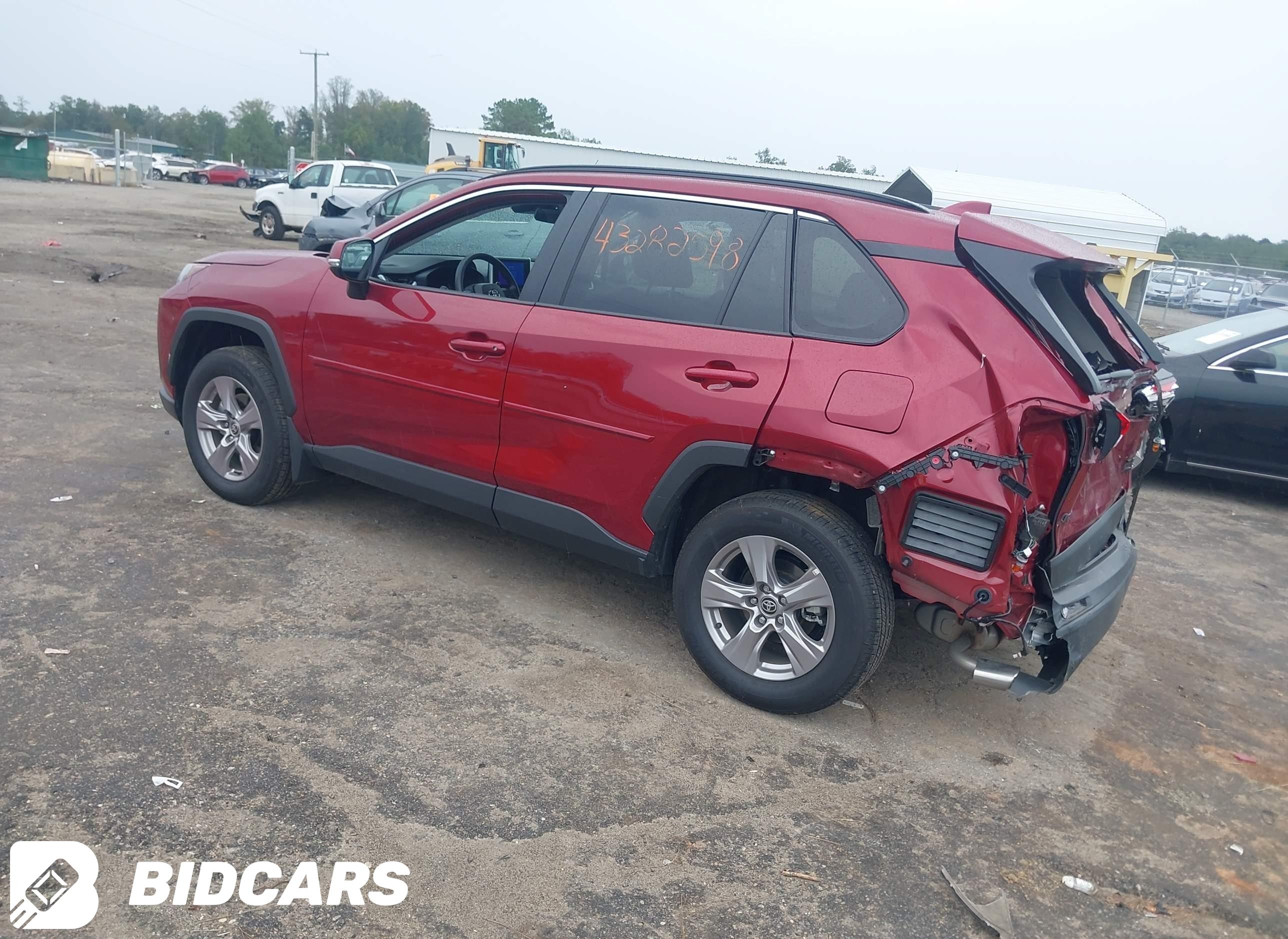 2025 Toyota RAV4, Xle