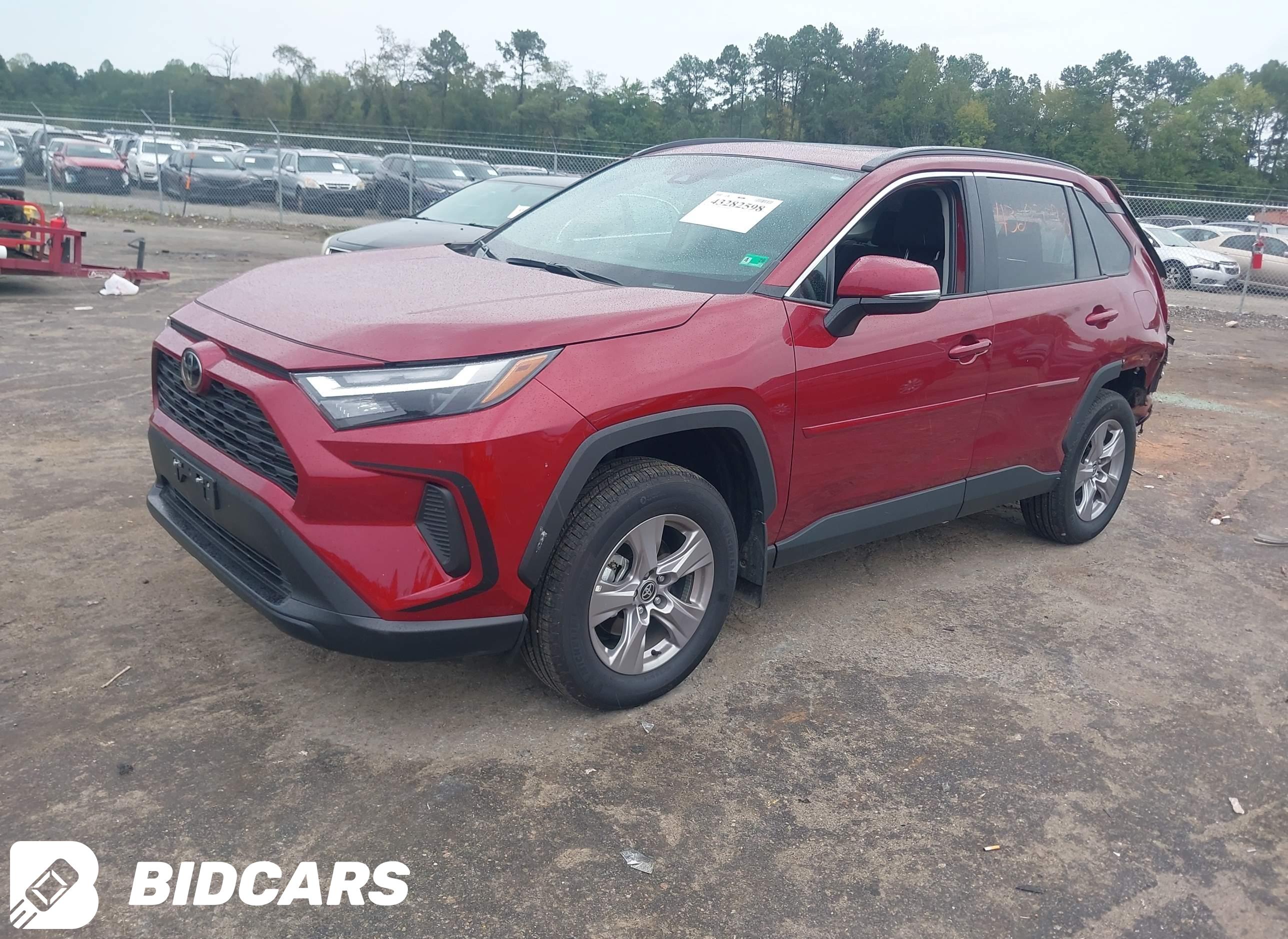 2025 Toyota RAV4, Xle