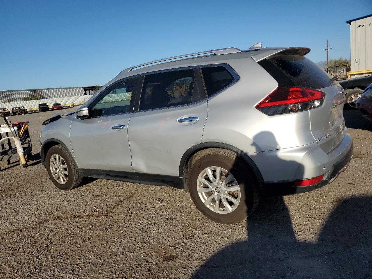 2020 Nissan Rogue, S