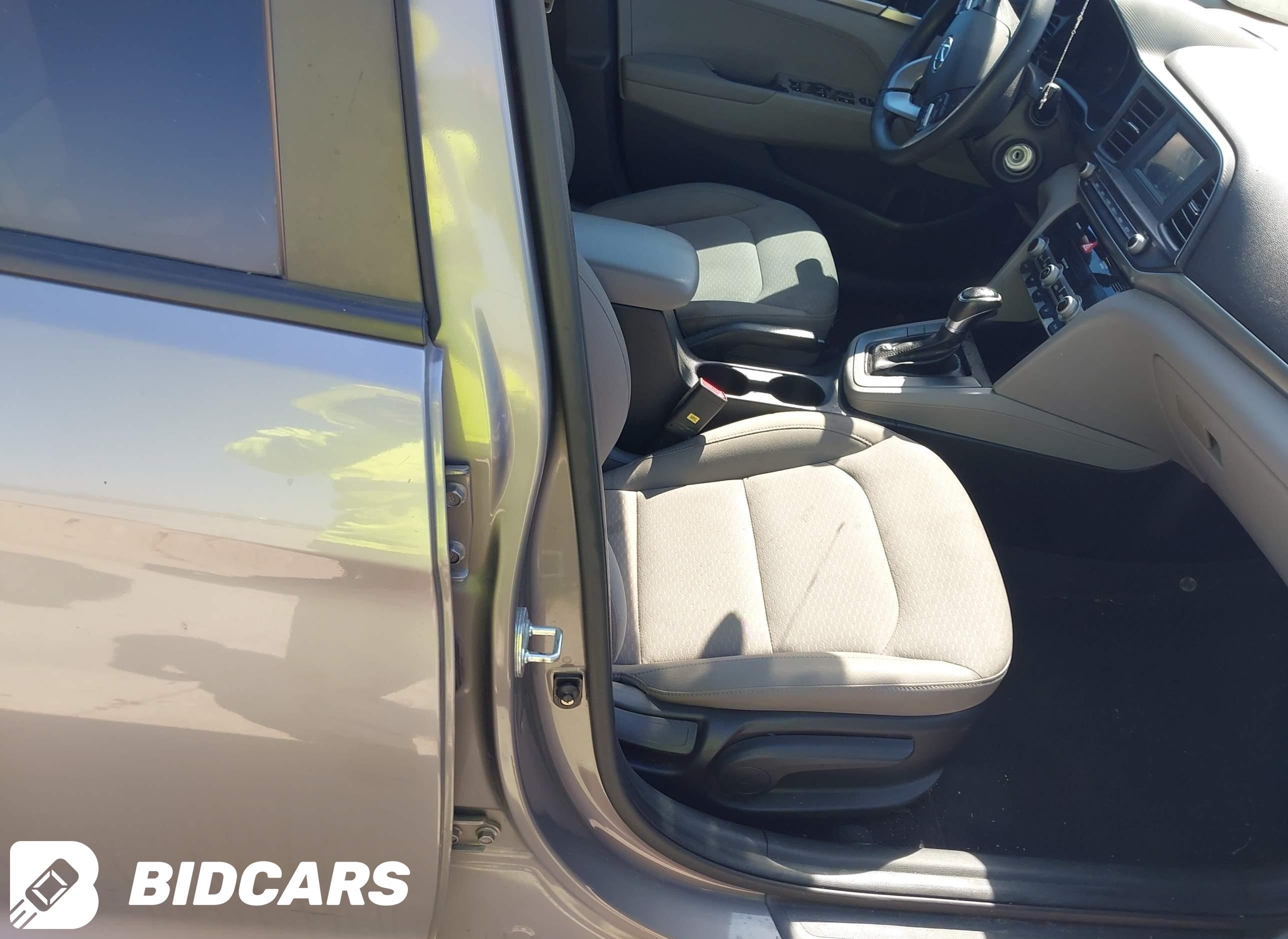 2020 Hyundai Elantra, SE