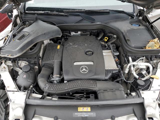 MERCEDES-BENZ GLC 300 4MATIC
