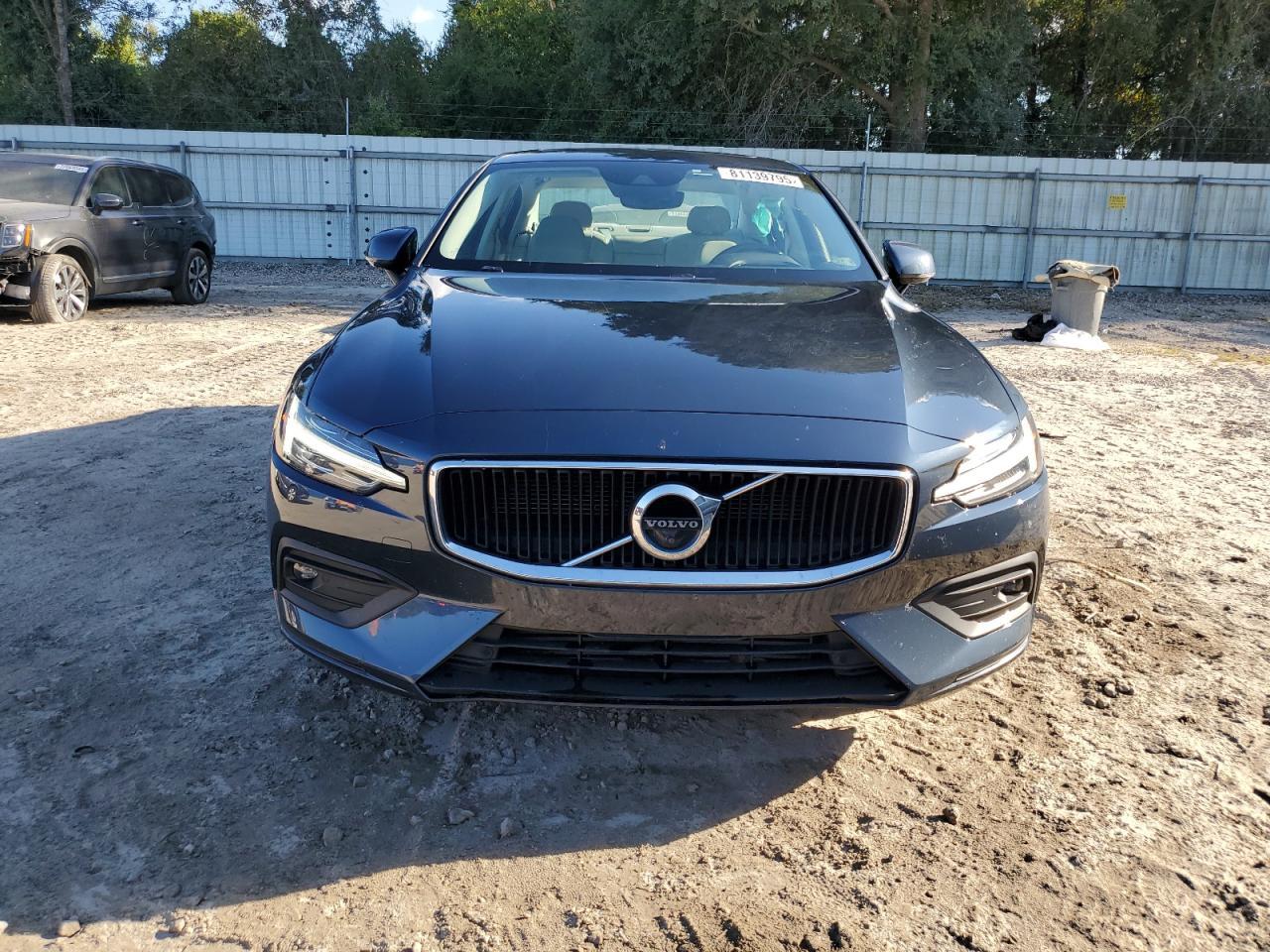 2021 Volvo S60, T5 Momentum