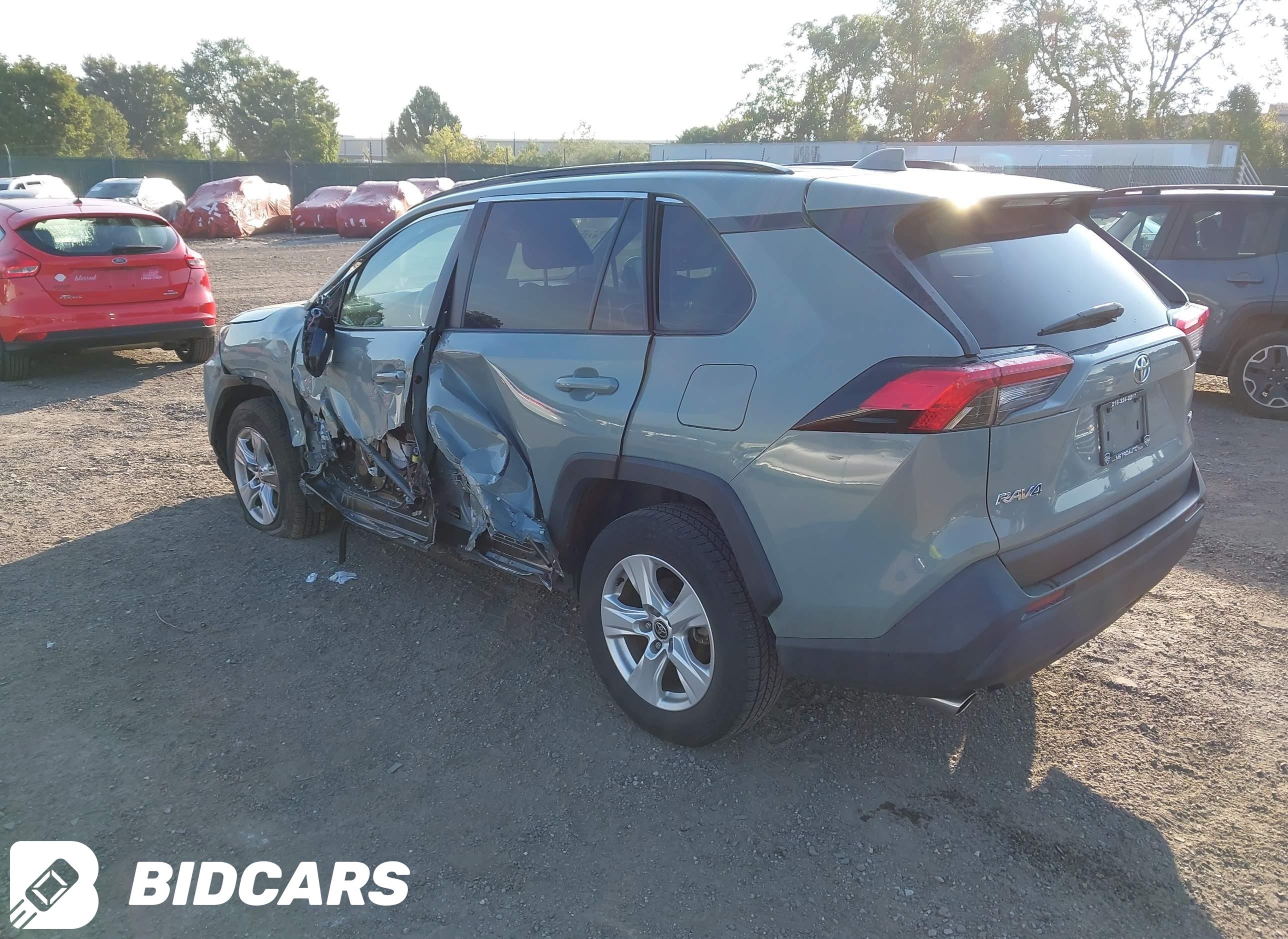 2021 Toyota RAV4, Xle