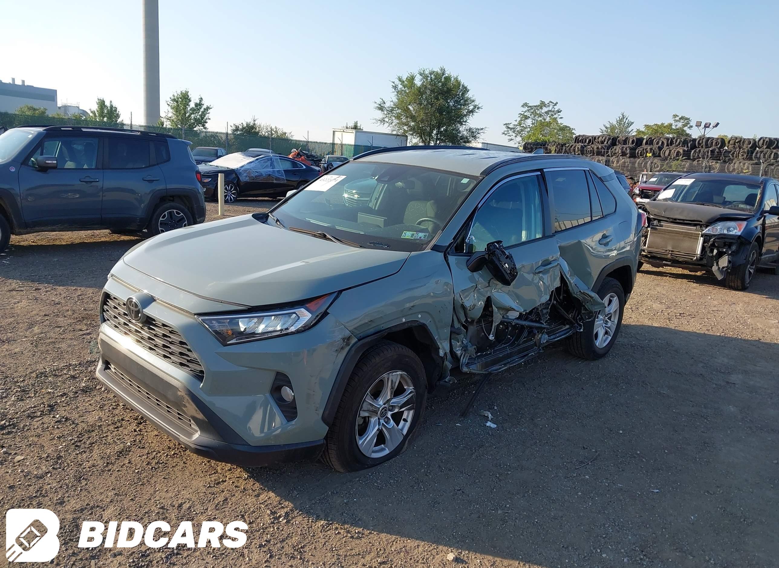 2021 Toyota RAV4, Xle