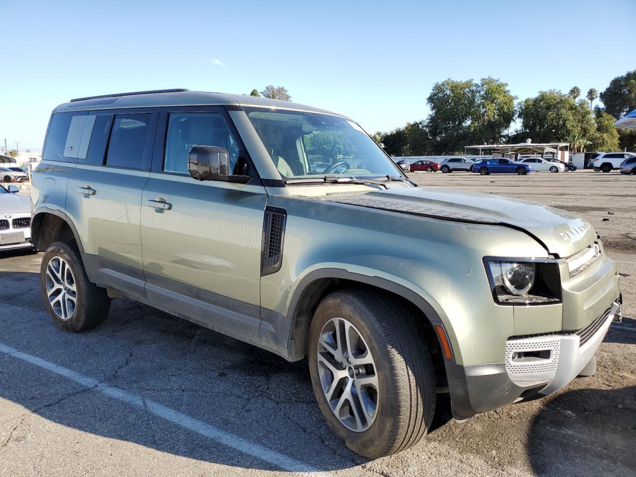 2023 Land Rover Defender, 110 SE
