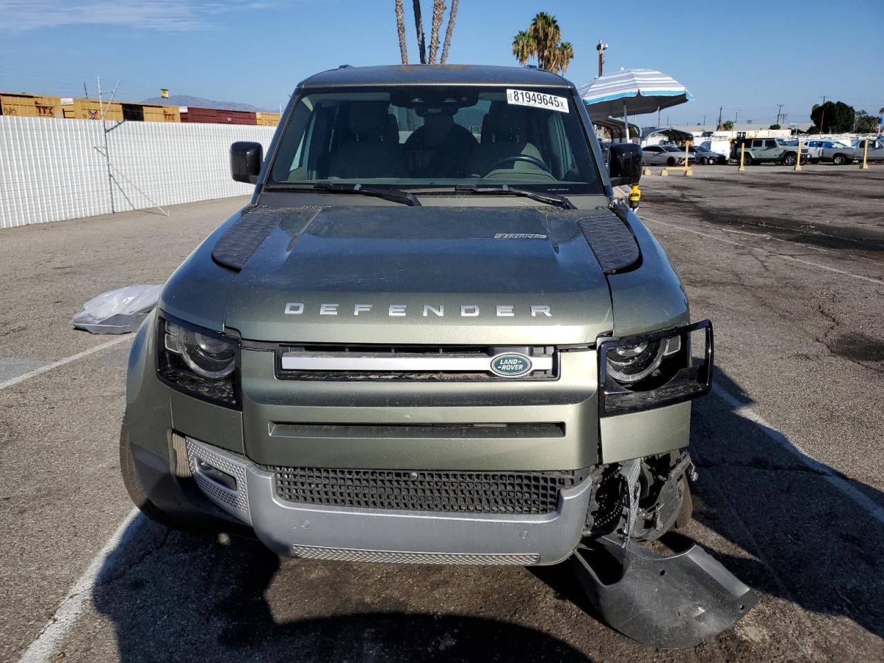 2023 Land Rover Defender, 110 SE