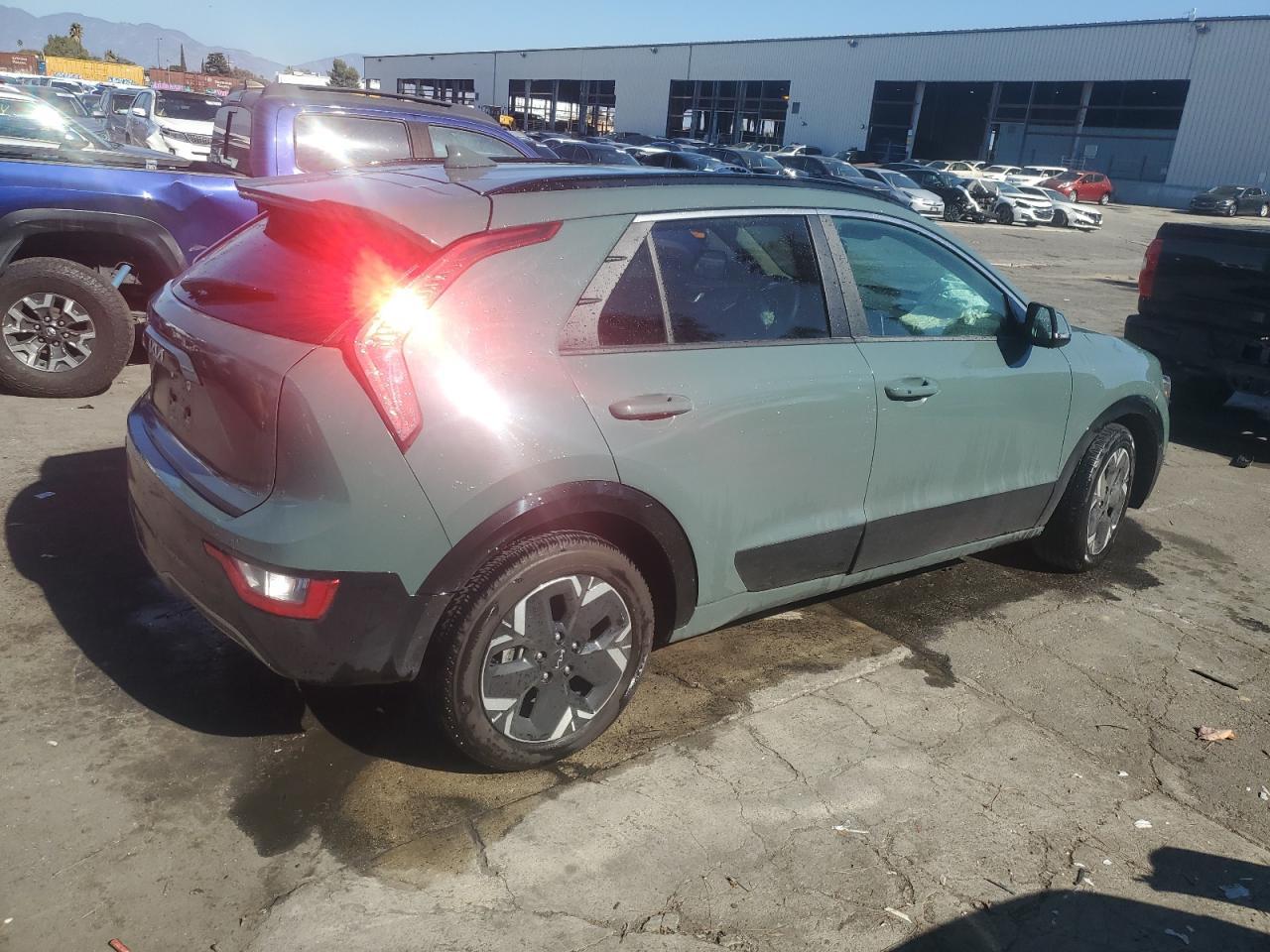 2024 KIA Niro, Wind