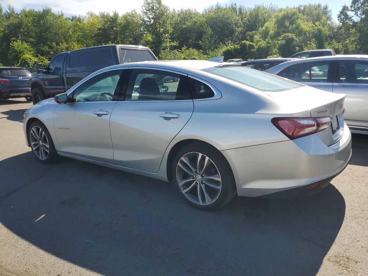 2021 Chev Malibu, LT
