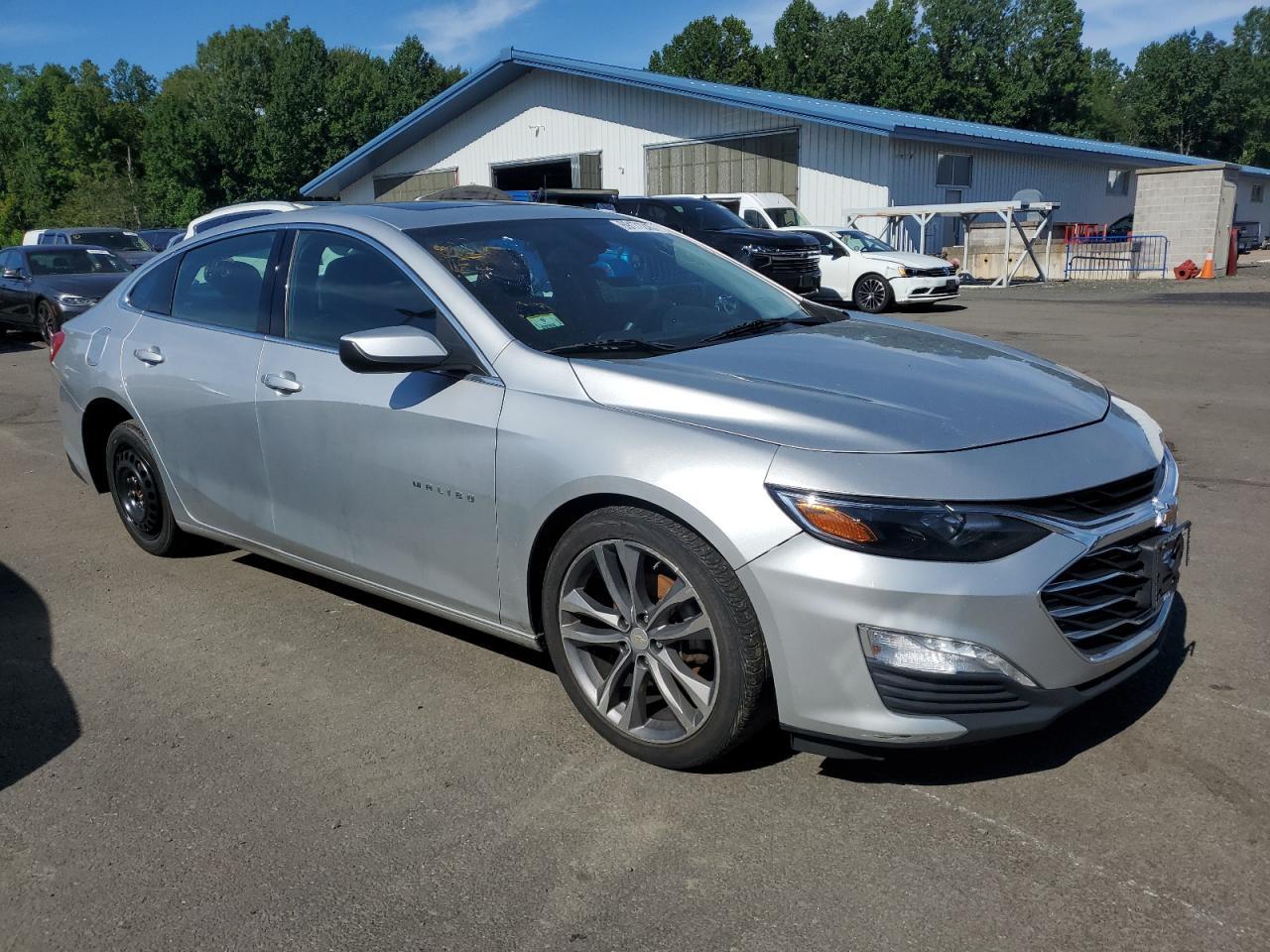 2021 Chev Malibu, LT