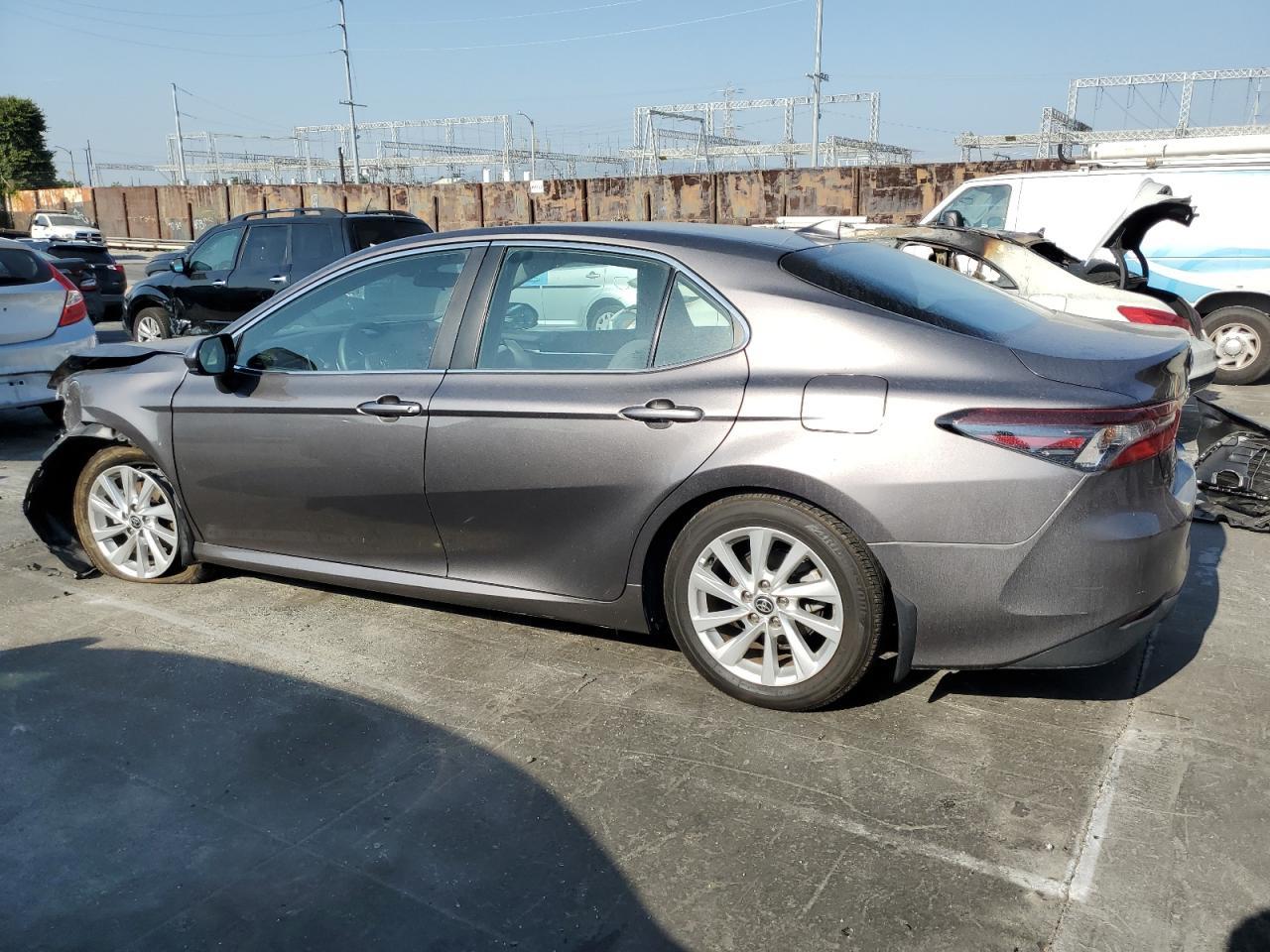 2023 Toyota Camry, LE
