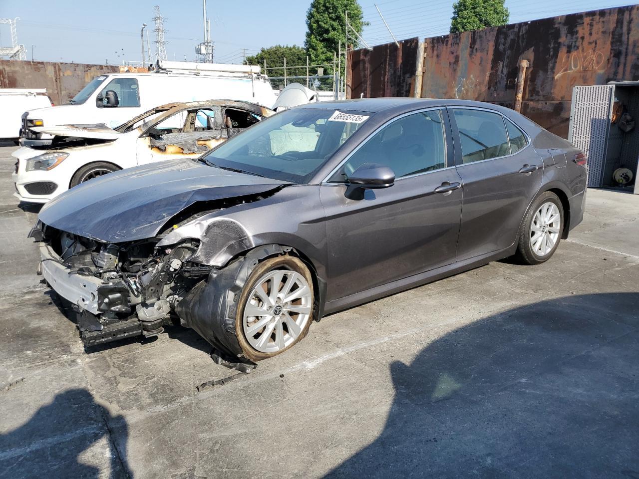 2023 Toyota Camry, LE